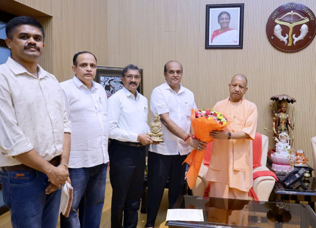 ಉತ್ತರ ಪ್ರದೇಶ ಮುಖ್ಯಮಂತ್ರಿ ಯೋಗಿ ಆದಿತ್ಯನಾಥ್ ಭೇಟಿಯಾದ ಕ್ಯಾಂಪ್ಕೊ ನಿಯೋಗ; ಮಂಡಿ ತೆರಿಗೆ ಹೊರೆಯಿಂದ ವಿನಾಯಿತಿ ನೀಡಲು ಮನವಿ